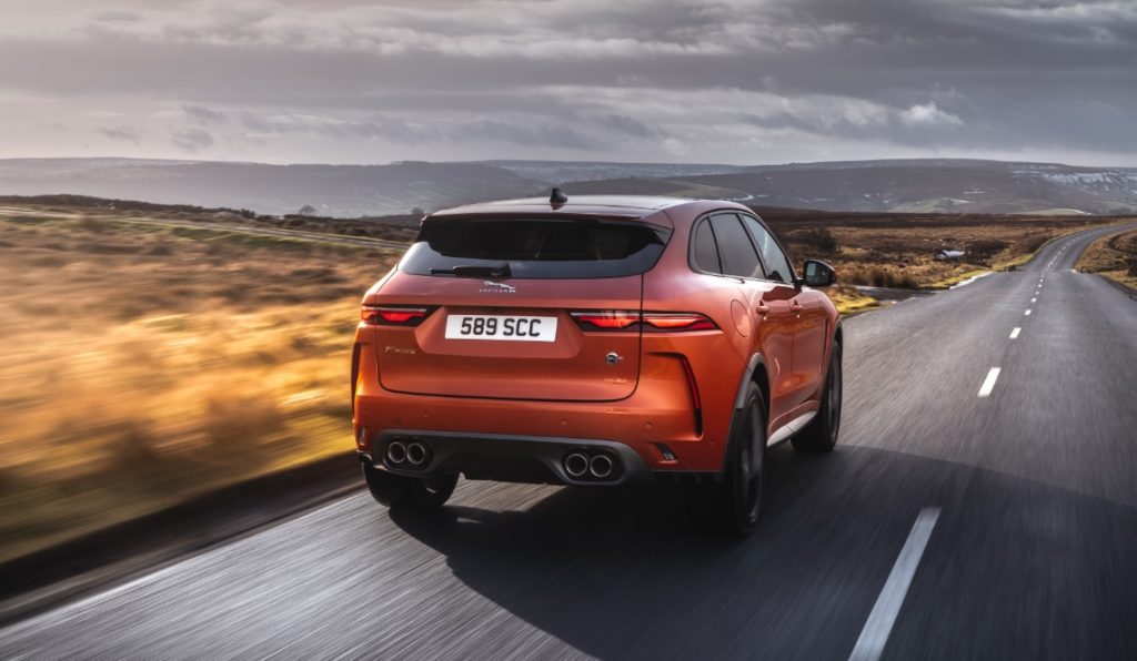 Novo F Pace Svr Atacama Orange Traseira