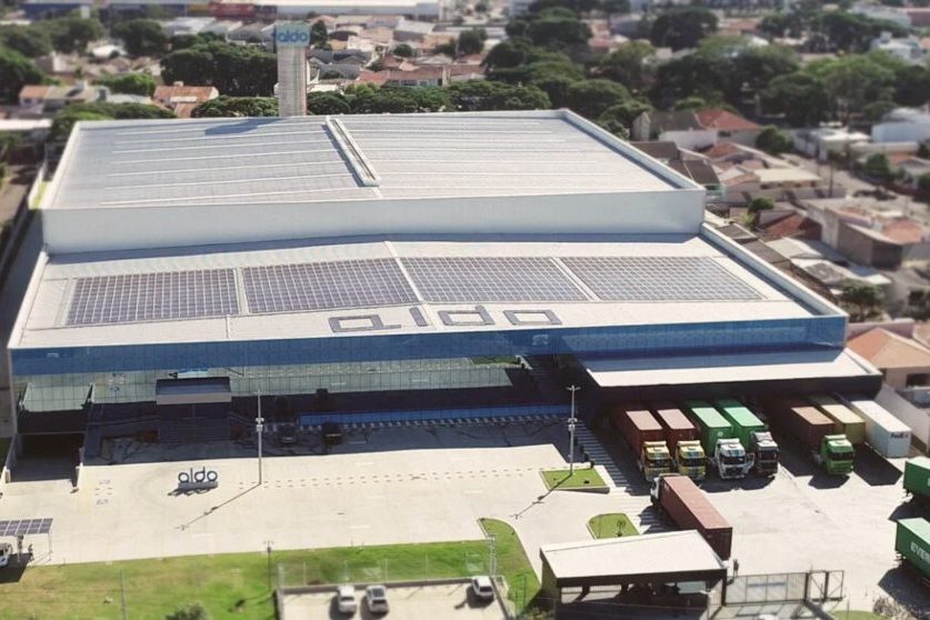 Brookfield anuncia aquisição da maior fabricante de geradores solares do Brasil Brookfield anuncia aquisição da maior fabricante de geradores solares do Brasil