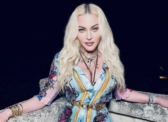 Db07000a B5e7 43c9 979d 8f16d8f36b29