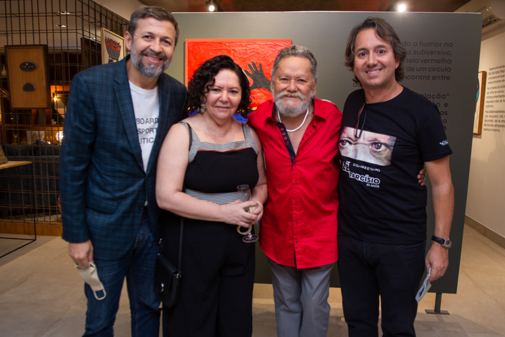 Galeria Sculpt abre a exposição “O Olhar e o Tempo” , de Zé Tarcísio Galeria Sculpt abre a exposição “O Olhar e o Tempo” , de Zé Tarcísio