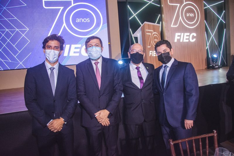 Dupla comemoração - FIEC celebra seus 70 anos com a entrega da Medalha do Mérito Industrial