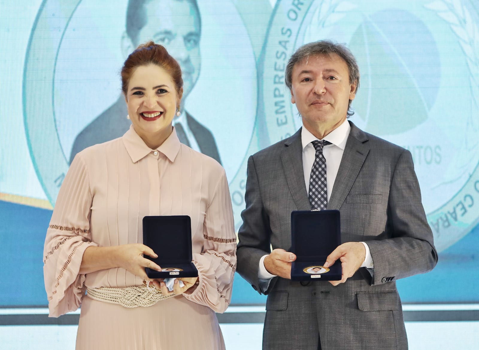 90fe155b C8fc 44a2 95a3 Df4003804cf9