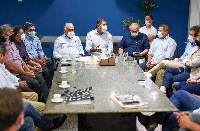 Luiz Gastão discute novas parcerias entre Fecomércio-CE e Prefeitura de Maracanaú Luiz Gastão discute novas parcerias entre Fecomércio-CE e Prefeitura de Maracanaú