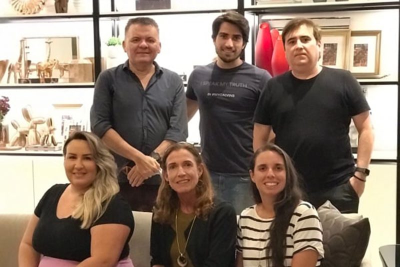 Isabela Reis, Ana Aline Moura Aguiar , Ana Paula Saboia Moura, Omar De Albuquerque, Victor Brasileiro E Humberto Sampaio