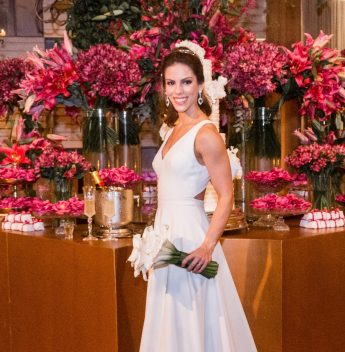 Estilista Marcelo Quadros fala sobre a criação do vestido de casamento de Manoela Rolim Estilista Marcelo Quadros fala sobre a criação do vestido de casamento de Manoela Rolim